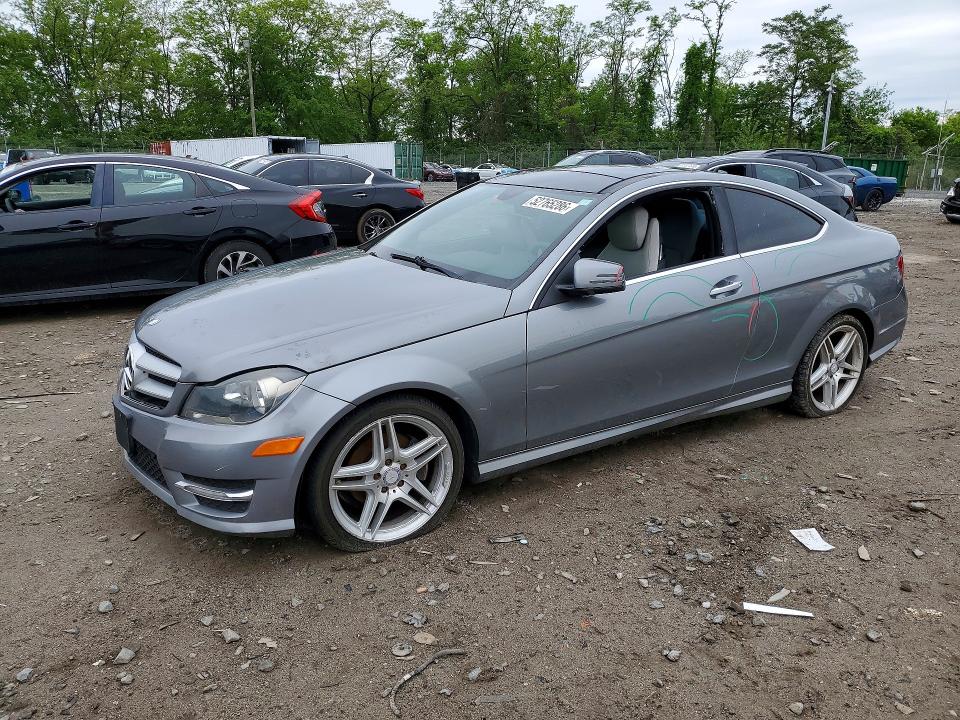 Продажа на аукционе авто 2013 Mercedes-benz C, vin: WDDGJ4HB3DF998954, номер лота: 52765286