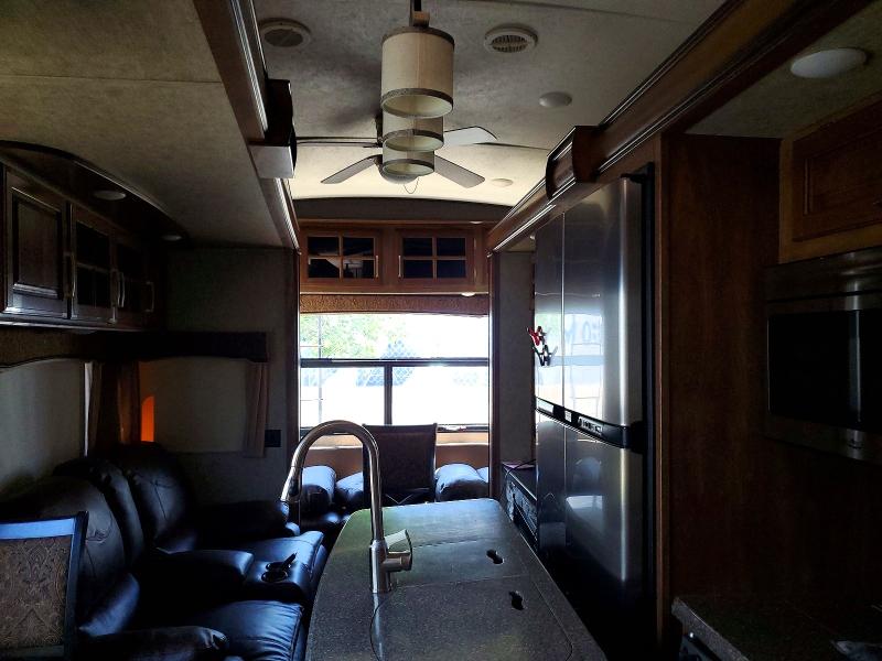 Aukcja sprzedaży 2017 Keystone Rv Montana Fifth Wheel, vin: 4YDF39529H4700438, numer aukcji: 52187156