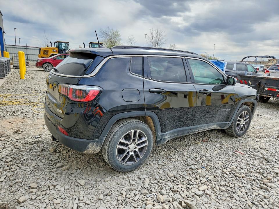 Продаж на аукціоні авто 2018 Jeep Compass, vin: 3C4NJCBB0JT137477, номер лоту: 52510866