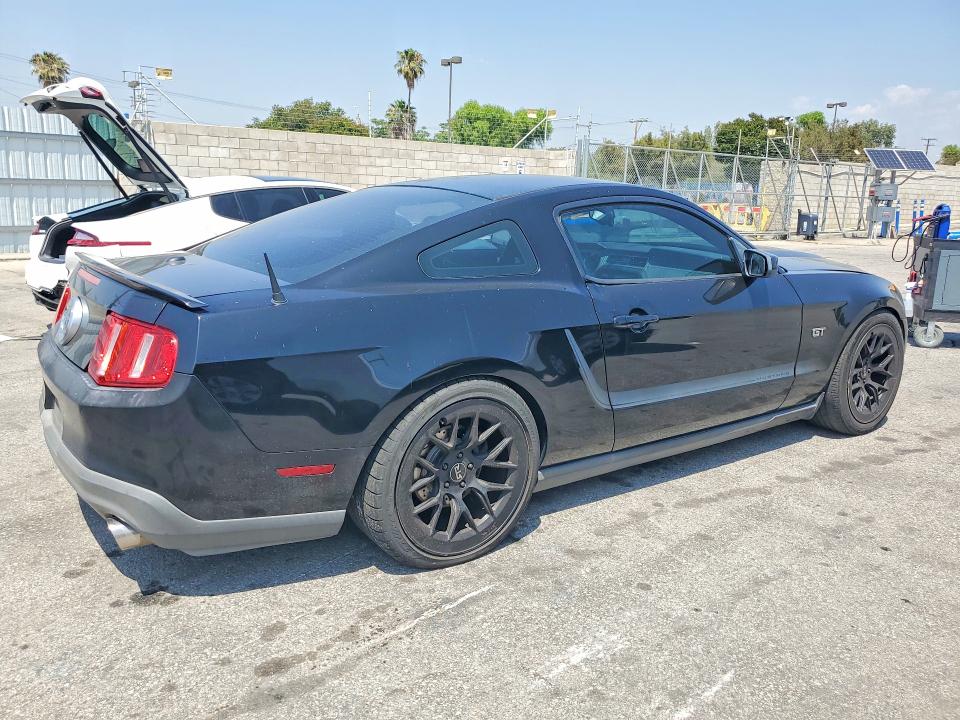 Продажа на аукционе авто 2010 Ford Mustang, vin: 1ZVBP8CH8A5139864, номер лота: 52077776