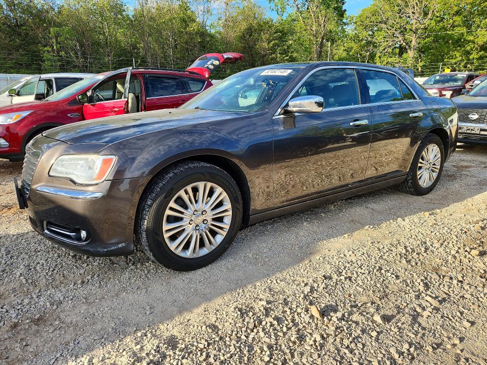 52462146 :رقم المزاد ، 2C3CCAKT6DH646554 vin ، 2013 Chrysler 300c مزاد بيع