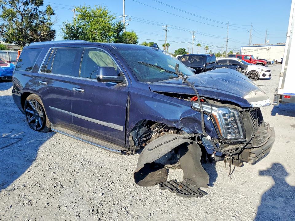 53778876 :رقم المزاد ، 1GYS3BKJ2LR205265 vin ، 2020 Cadillac Escalade مزاد بيع