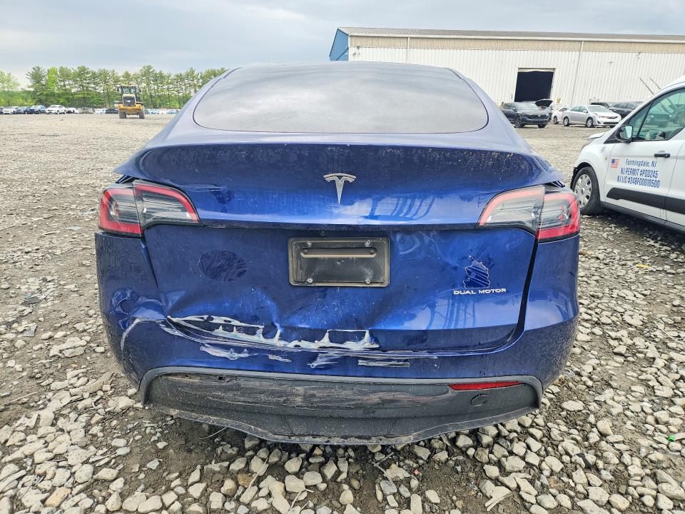 53426746 :رقم المزاد ، 7SAYGDEE7PA093430 vin ، 2023 Tesla Model Y مزاد بيع