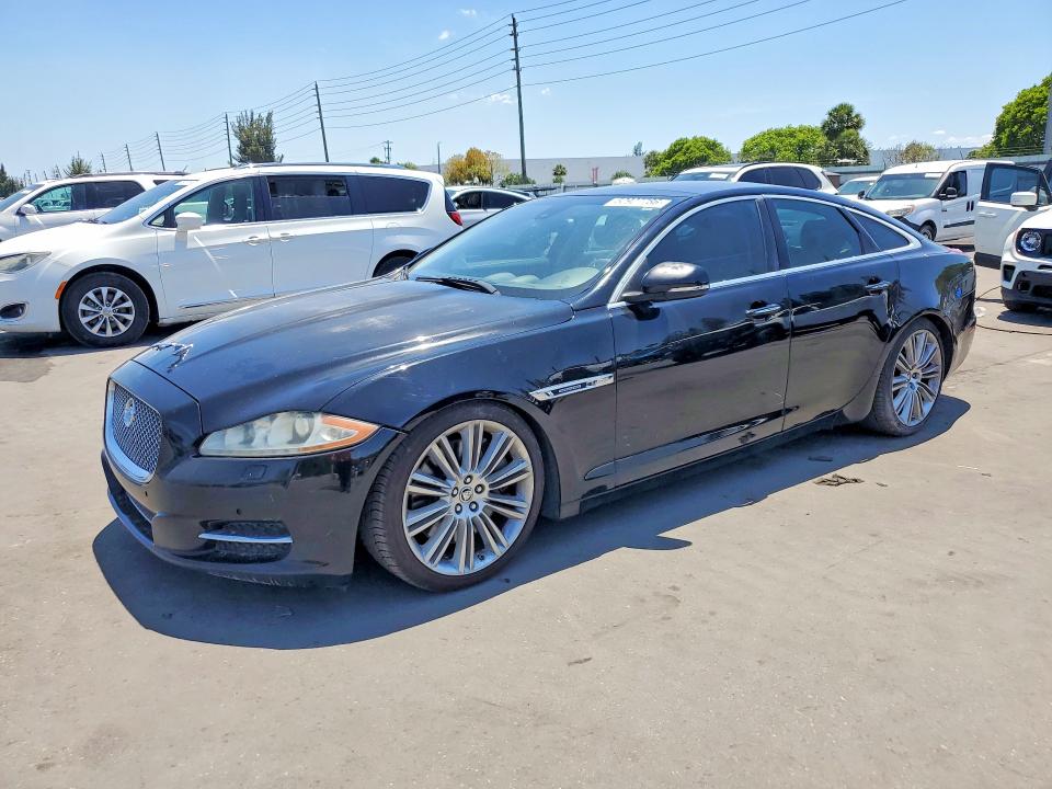 2012 Jaguar Xj მანქანა იყიდება აუქციონზე, vin: SAJWA1GE5CMV34303, აუქციონის ნომერი: 52927786
