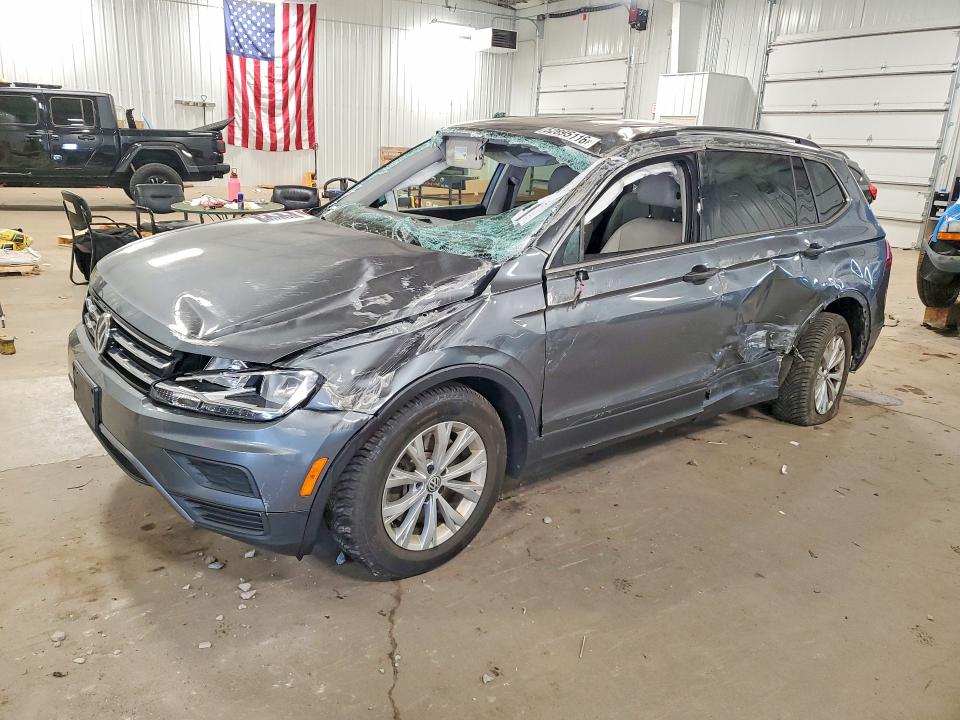 Продажа на аукционе авто 2019 Volkswagen Tiguan, vin: 3VV2B7AX5KM107229, номер лота: 52895116