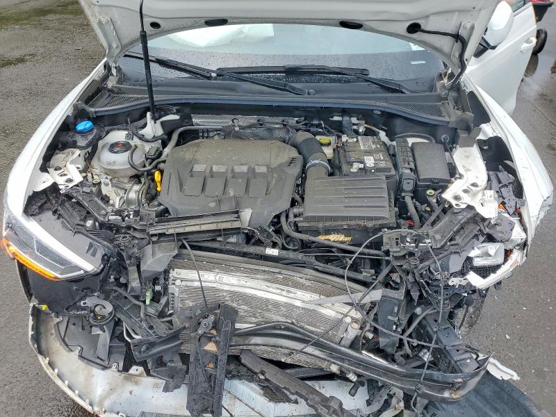 53714536 :رقم المزاد ، WA1EECF36P1089677 vin ، 2023 Audi Q3 مزاد بيع