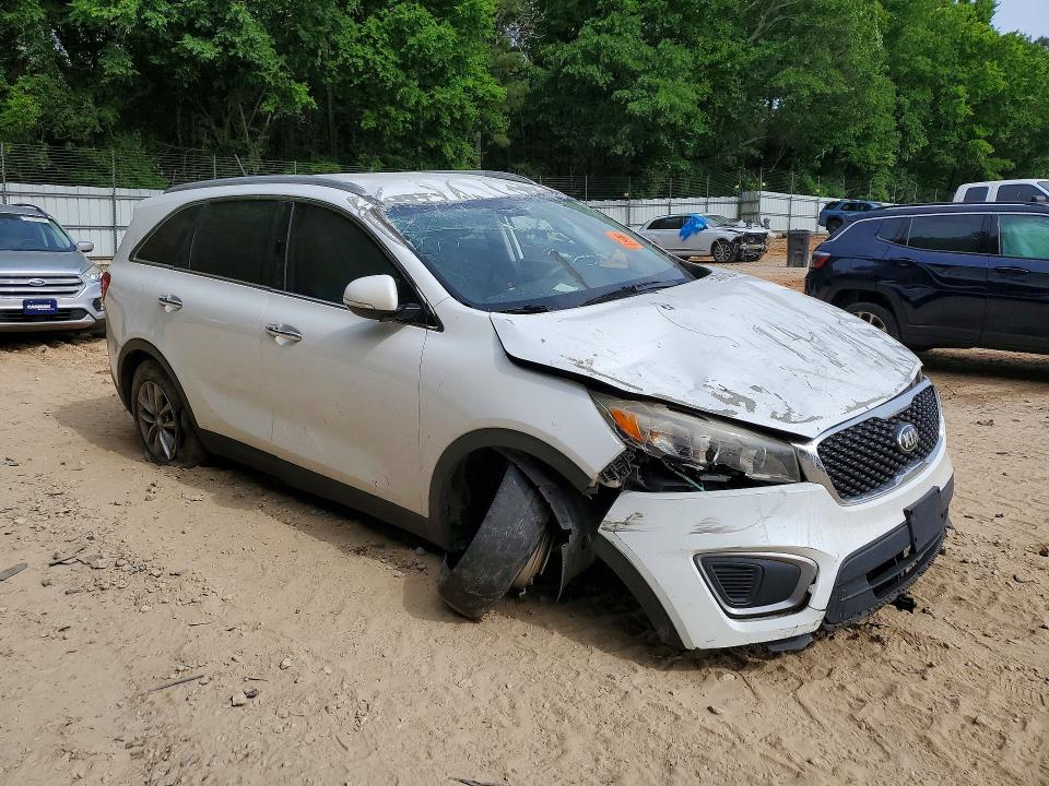 52602786 :رقم المزاد ، 5XYPG4A58HG213571 vin ، 2017 Kia Sorento مزاد بيع