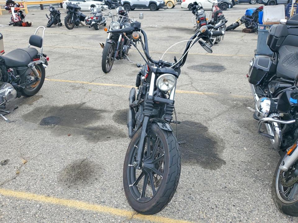 2020 Harley-davidson Xl883 მანქანა იყიდება აუქციონზე, vin: 1HD4LE225LB422454, აუქციონის ნომერი: 51858906