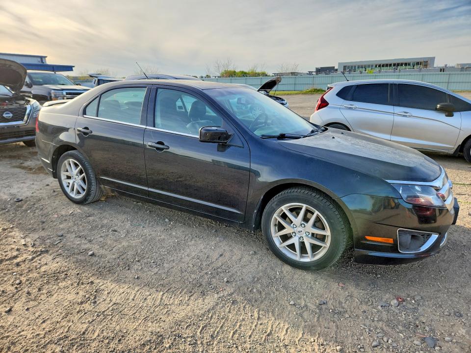 53662576 :رقم المزاد ، 3FAHP0JG3AR227135 vin ، 2010 Ford Fusion مزاد بيع