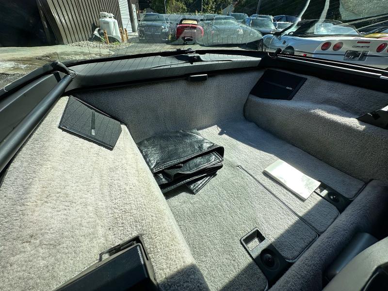 52307046 :رقم المزاد ، 1G1AY0780E5147284 vin ، 1984 Chevrolet Corvette مزاد بيع