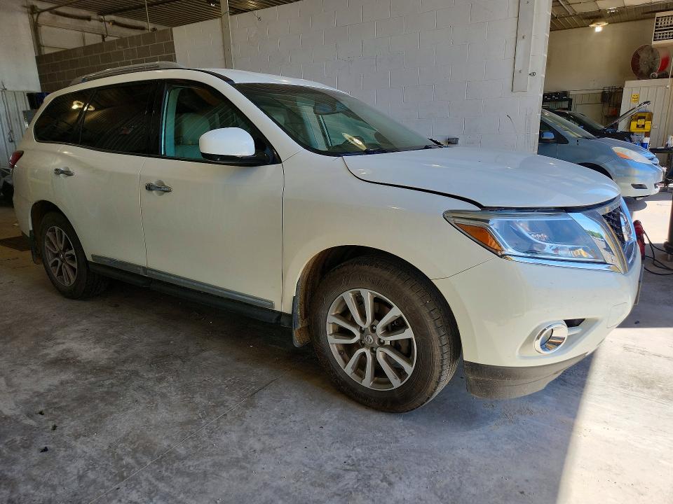 51894466 :رقم المزاد ، 5N1AR2MM4GC610653 vin ، 2016 Nissan Pathfinder مزاد بيع
