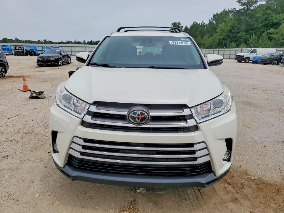 52734636 :رقم المزاد ، 5TDKZRFH2JS536494 vin ، 2018 Toyota Highlander مزاد بيع