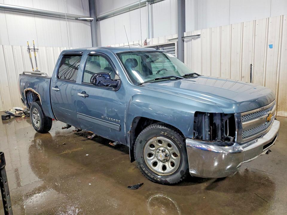 2013 Chevrolet Silverado მანქანა იყიდება აუქციონზე, vin: 3GCPKSE70DG281972, აუქციონის ნომერი: 53749006