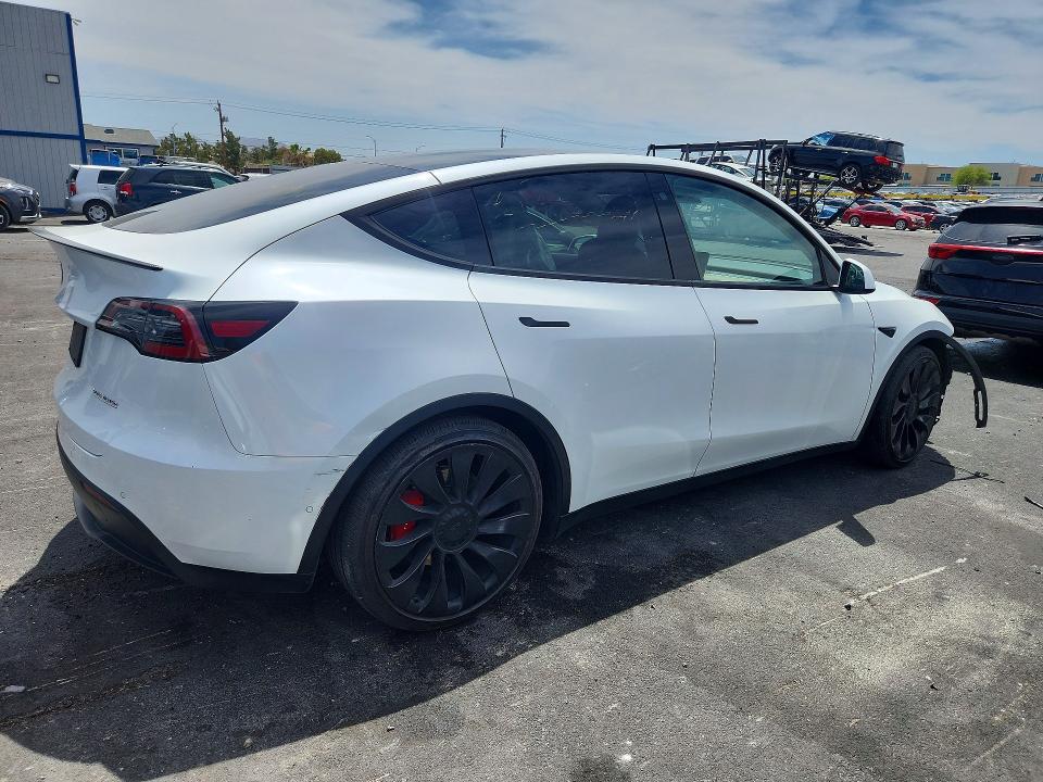 54629046 :رقم المزاد ، 7SAYGDEF1NF456541 vin ، 2022 Tesla Model Y مزاد بيع