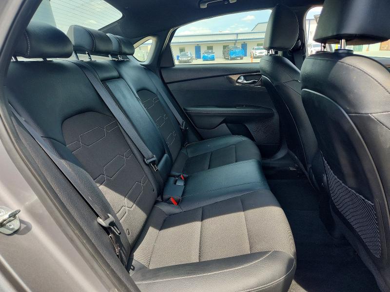 2023 Kia Forte მანქანა იყიდება აუქციონზე, vin: 3KPF54AD2PE679937, აუქციონის ნომერი: 52192006