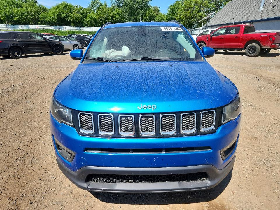 55364486 :رقم المزاد ، 3C4NJDBB5HT688746 vin ، 2017 Jeep Compass مزاد بيع