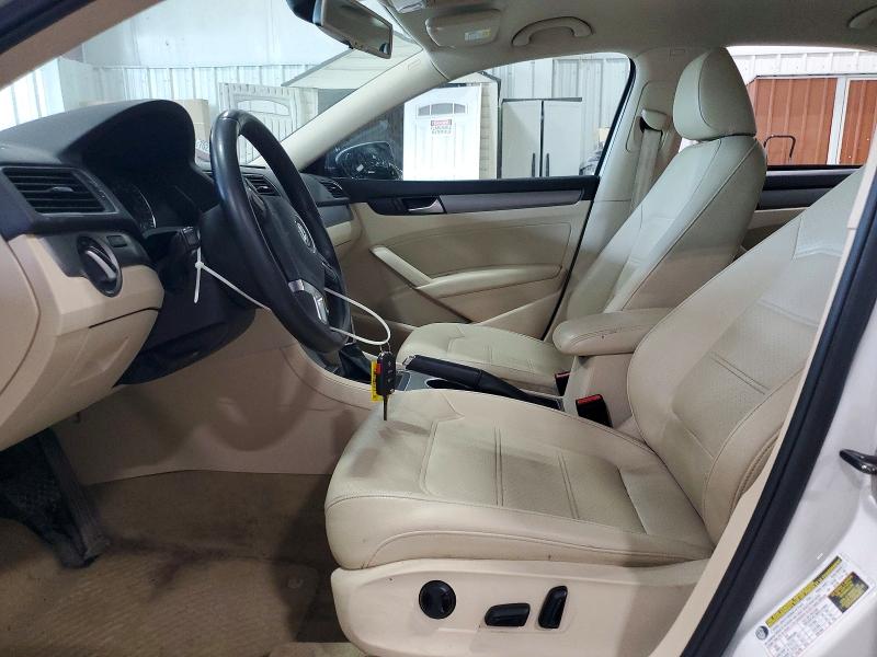 54102556 :رقم المزاد ، 1VWBT7A3XEC102488 vin ، 2014 Volkswagen Passat مزاد بيع