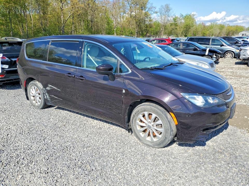 Auction sale of the 2017 Chrysler Pacifica, vin: 2C4RC1DG3HR552430, lot number: 74446455