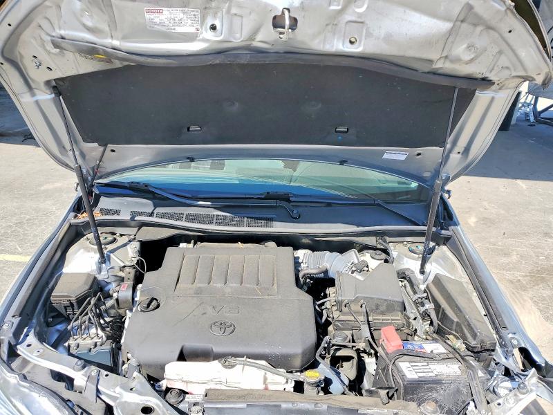 54491326 :رقم المزاد ، 4T1BK1FK1FU559068 vin ، 2015 Toyota Camry مزاد بيع