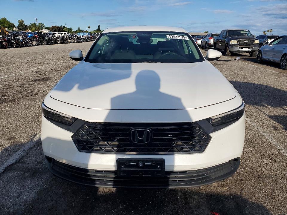 52542576 :رقم المزاد ، 1HGCY1F25PA030444 vin ، 2023 Honda Accord مزاد بيع