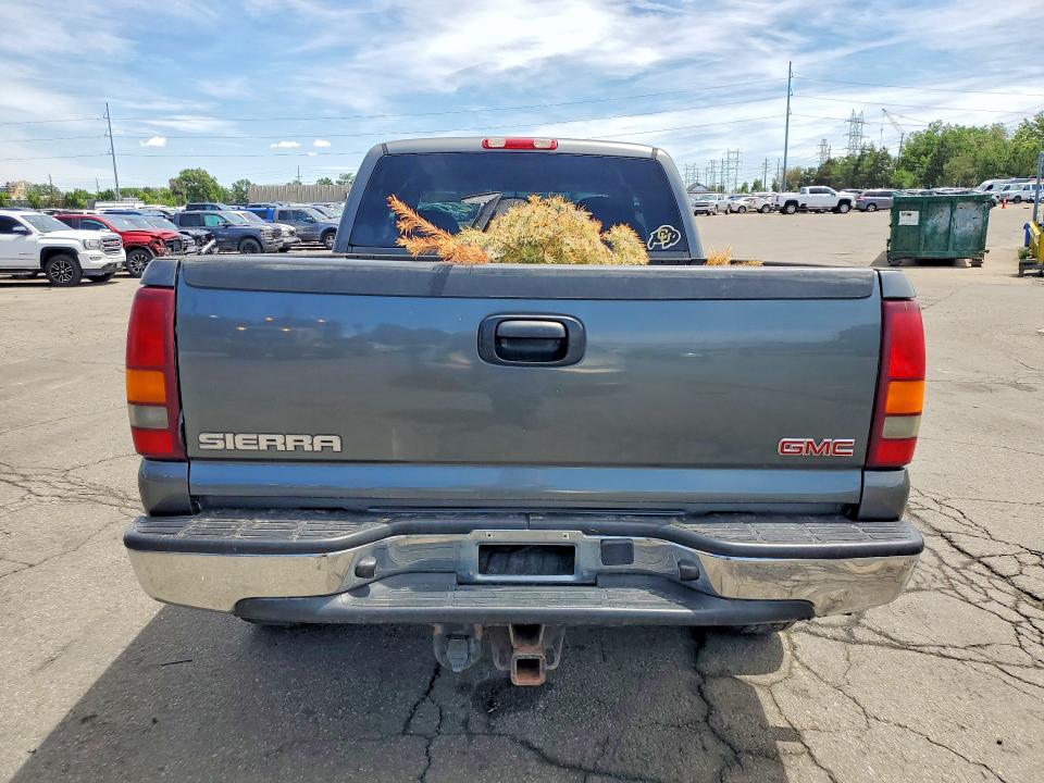 53172486 :رقم المزاد ، 2GTEK19T721209908 vin ، 2002 Gmc New Sierra مزاد بيع