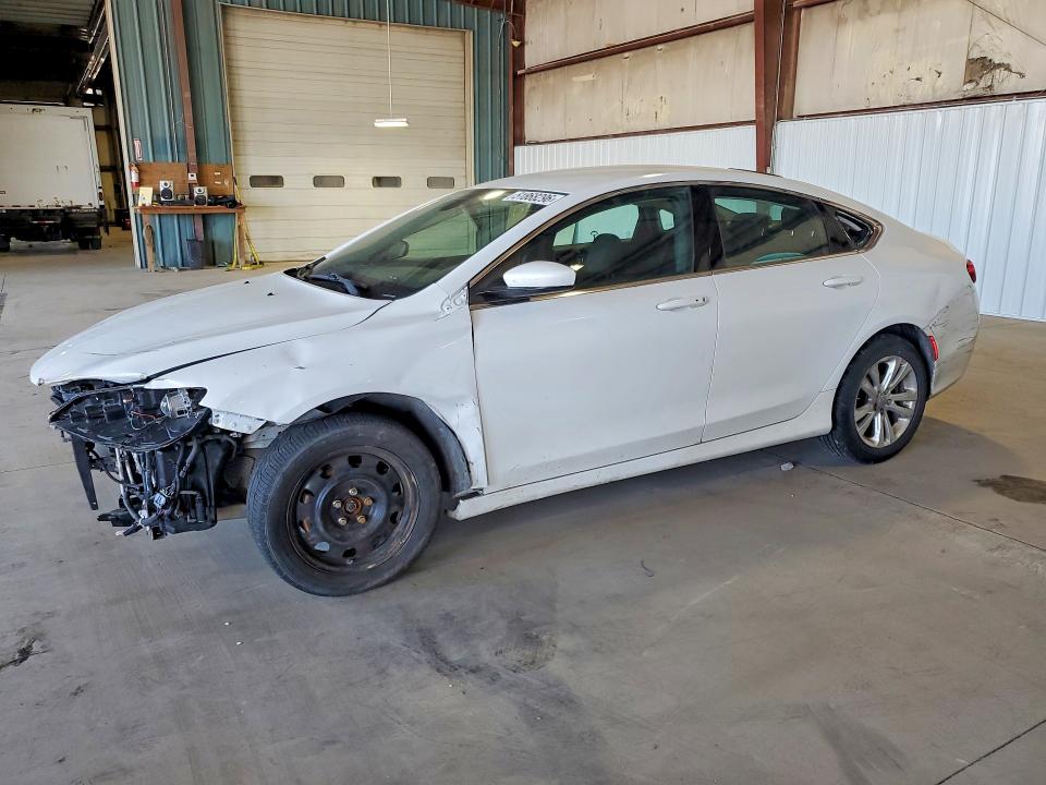 51868296 :رقم المزاد ، 1C3CCCAB9FN580175 vin ، 2015 Chrysler 200 مزاد بيع