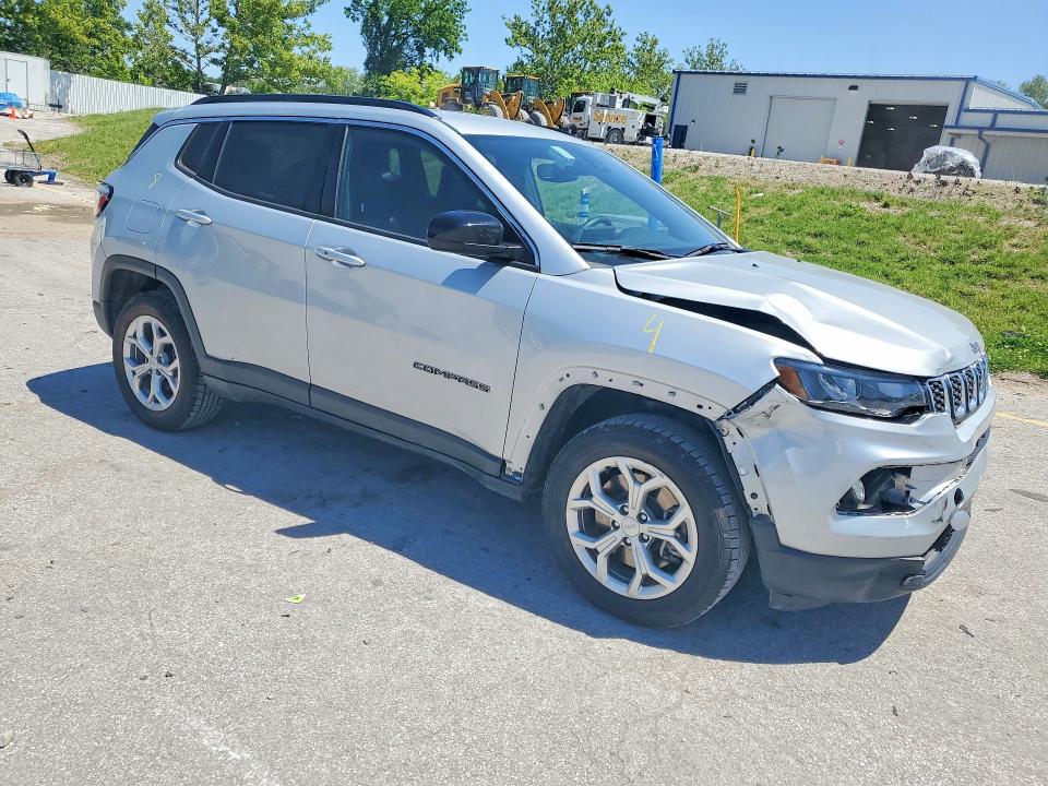 53352996 :رقم المزاد ، 3C4NJDBN9RT111388 vin ، 2024 Jeep Compass مزاد بيع