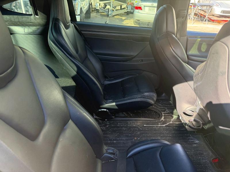 54701946 :رقم المزاد ، 5YJXCBE2XJF103330 vin ، 2018 Tesla Model X مزاد بيع