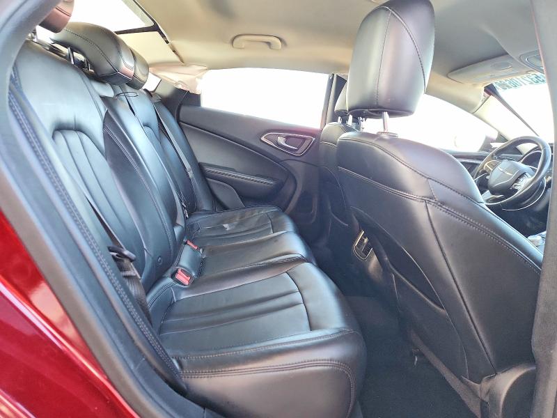 53210626 :رقم المزاد ، 1C3CCCCGXFN520110 vin ، 2015 Chrysler 200 مزاد بيع