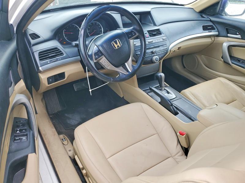 52915756 :رقم المزاد ، 1HGCS1B86AA002736 vin ، 2010 Honda Accord مزاد بيع