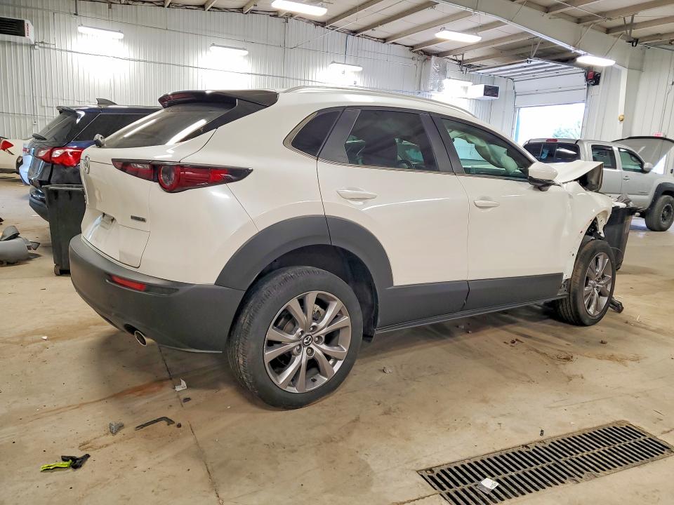 Продажа на аукционе авто 2022 Mazda Cx-30, vin: 3MVDMBBL1NM423634, номер лота: 52302516