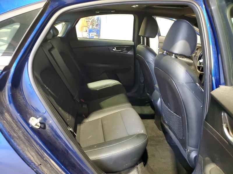 2021 Kia Forte მანქანა იყიდება აუქციონზე, vin: 3KPF34AD8ME403652, აუქციონის ნომერი: 52728286
