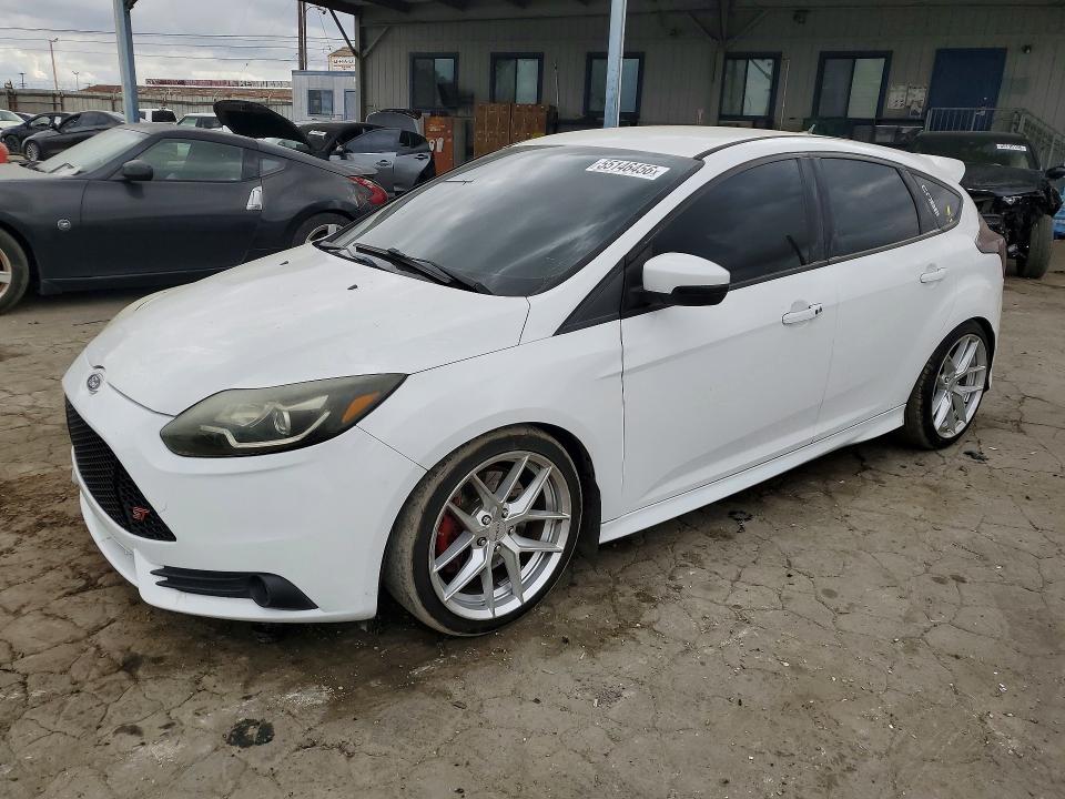 55146456 :رقم المزاد ، 1FADP3L95EL164106 vin ، 2014 Ford Focus مزاد بيع