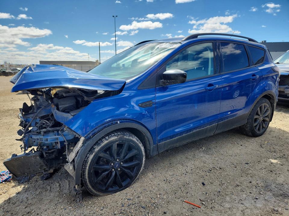 51715596 :رقم المزاد ، 1FMCU9GD4HUA06530 vin ، 2017 Ford Escape مزاد بيع