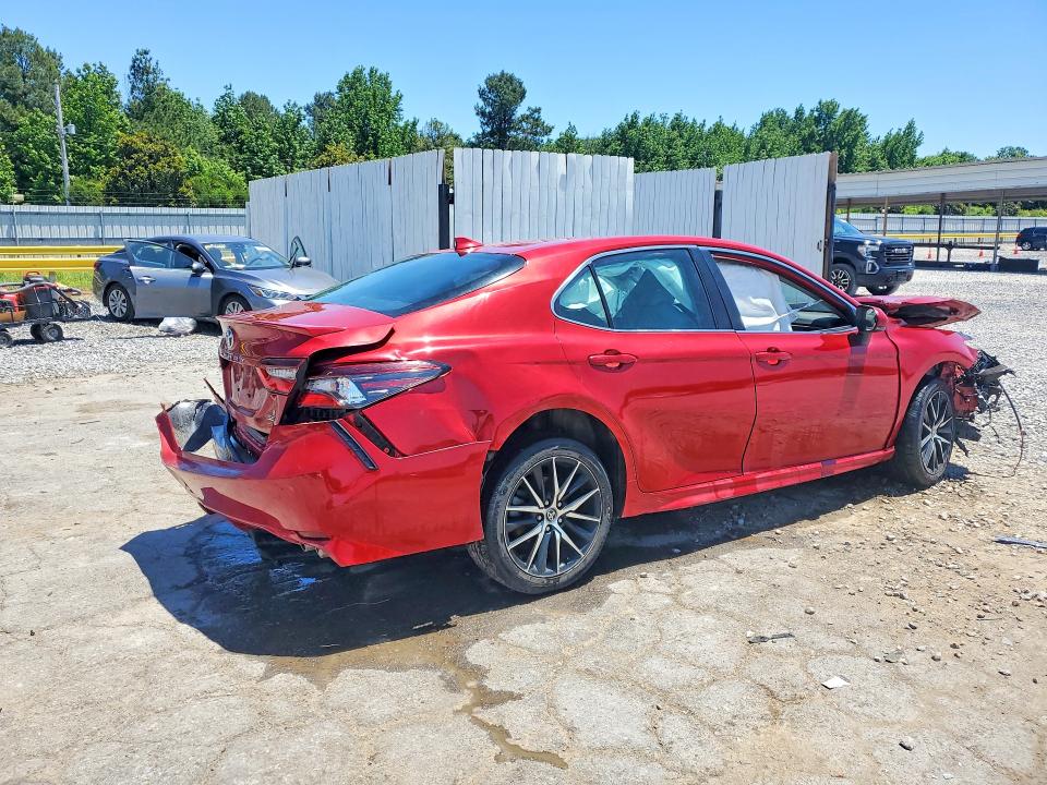 2022 Toyota Camry მანქანა იყიდება აუქციონზე, vin: 4T1G11AK1NU049379, აუქციონის ნომერი: 53275096