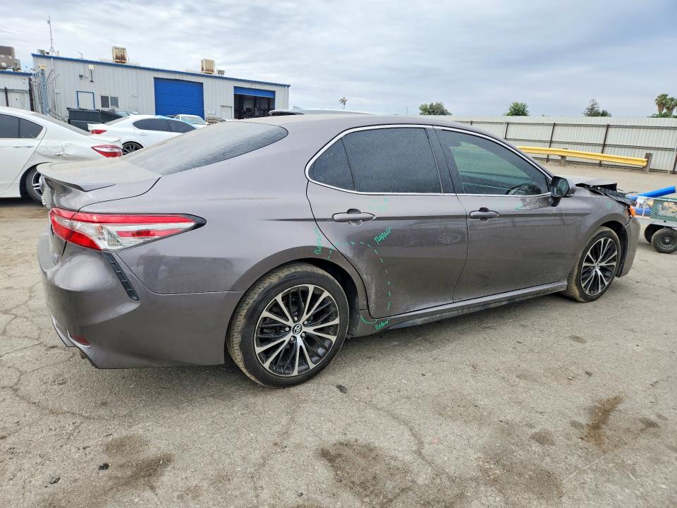 Продажа на аукционе авто 2018 Toyota Camry, vin: 4T1B11HK7JU623185, номер лота: 54723706