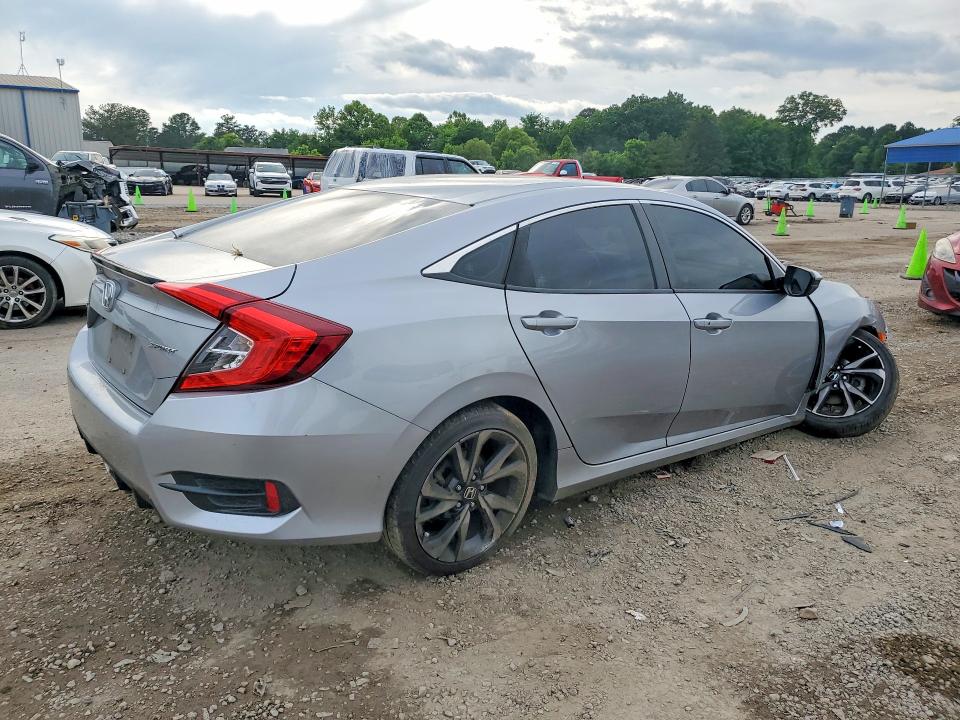 Продажа на аукционе авто 2019 Honda Civic, vin: 2HGFC2F81KH586184, номер лота: 52268836