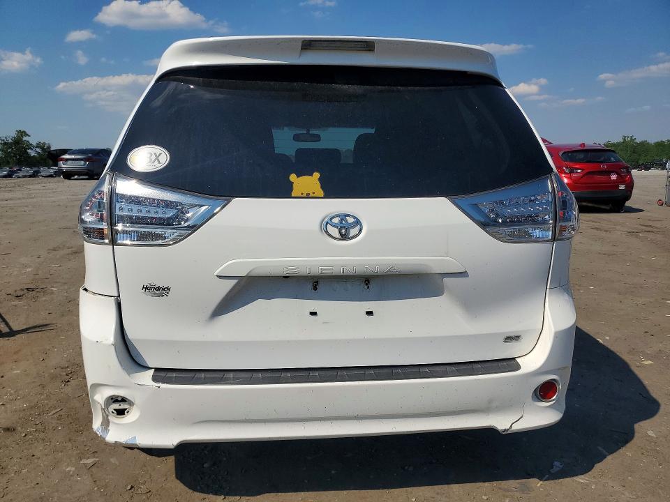 53122086 :رقم المزاد ، 5TDXZ3DC4HS818592 vin ، 2017 Toyota Sienna مزاد بيع