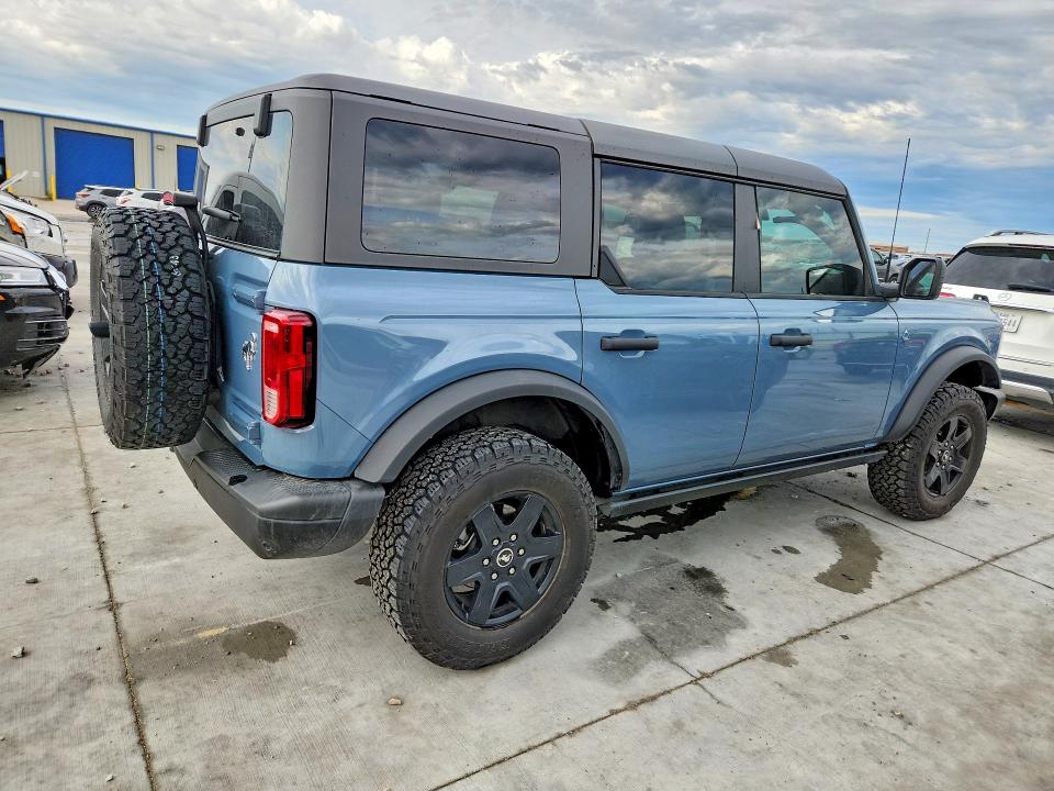 2024 Ford Bronco მანქანა იყიდება აუქციონზე, vin: 1FMEE1BP3RLB15268, აუქციონის ნომერი: 54891946