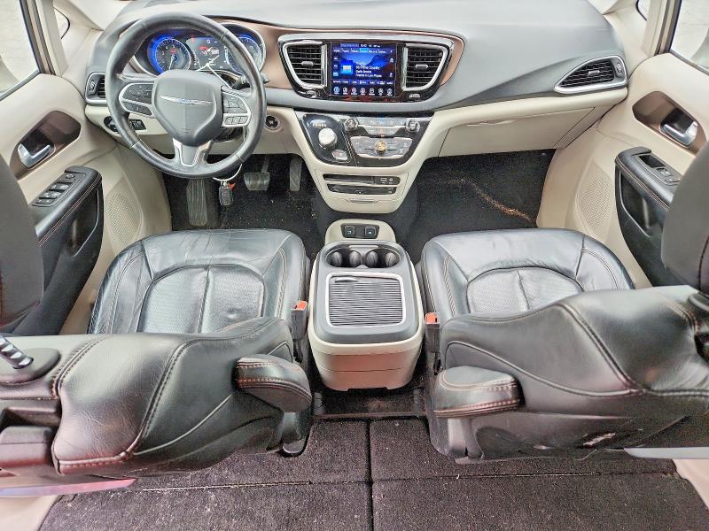 Продаж на аукціоні авто 2017 Chrysler Pacifica, vin: 2C4RC1EG8HR840104, номер лоту: 52330386