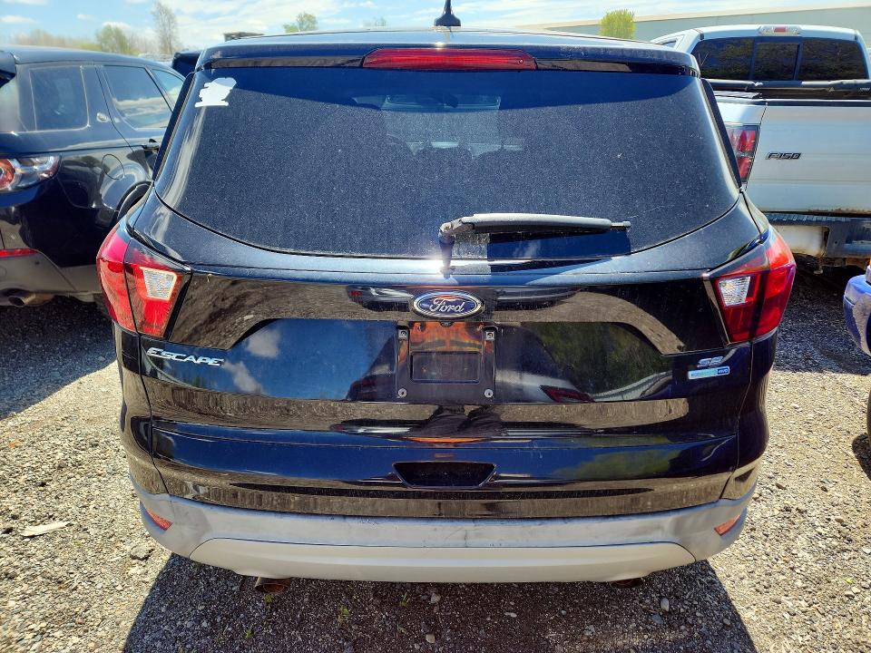 52691936 :رقم المزاد ، 1FMCU9GD0KUC36508 vin ، 2019 Ford Escape مزاد بيع