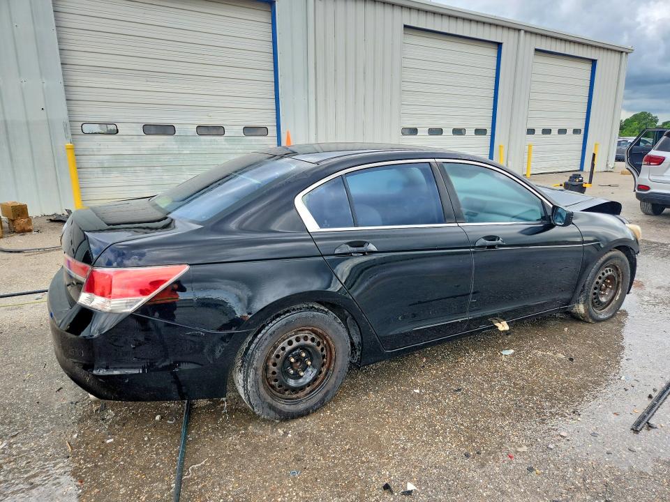 55531816 :رقم المزاد ، 1HGCP2F37BA116350 vin ، 2011 Honda Accord مزاد بيع