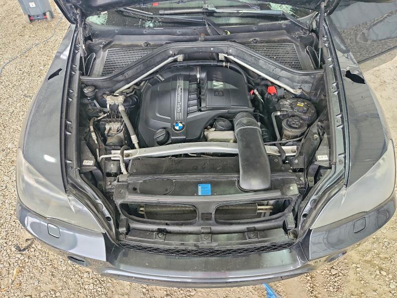 52614676 :رقم المزاد ، 5UXZV4C55BL740067 vin ، 2011 Bmw X5 مزاد بيع