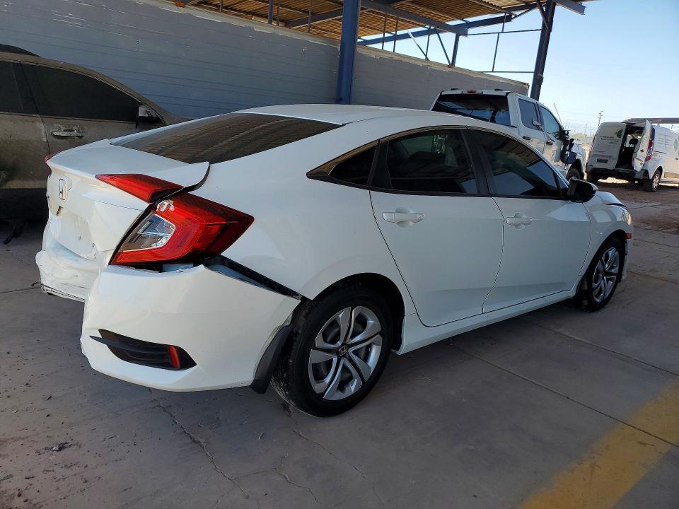 Продажа на аукционе авто 2018 Honda Civic, vin: 2HGFC2F5XJH604332, номер лота: 54999876