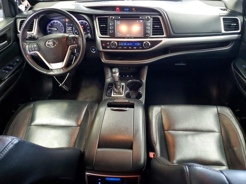 53600576 :رقم المزاد ، 5TDJZRFH0HS511535 vin ، 2017 Toyota Highlander مزاد بيع