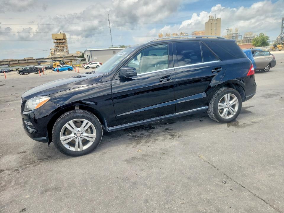 2015 Mercedes-benz Ml მანქანა იყიდება აუქციონზე, vin: 4JGDA5HB6FA440627, აუქციონის ნომერი: 54642456