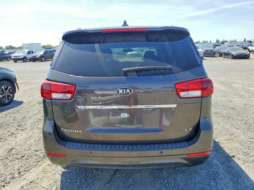 2016 Kia Sedona მანქანა იყიდება აუქციონზე, vin: KNDMB5C18G6151446, აუქციონის ნომერი: 53175416