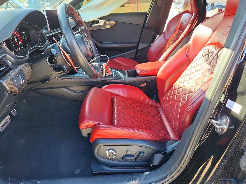 Продаж на аукціоні авто 2018 Audi S4, vin: WAUB4AF40JA045199, номер лоту: 54911116