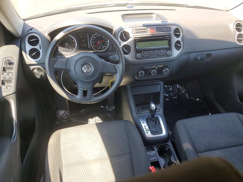 53027126 :رقم المزاد ، WVGAV7AX0BW553432 vin ، 2011 Volkswagen Tiguan مزاد بيع