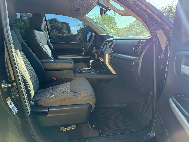 Продаж на аукціоні авто 2015 Toyota Tundra, vin: 5TFDW5F12FX440668, номер лоту: 55104586